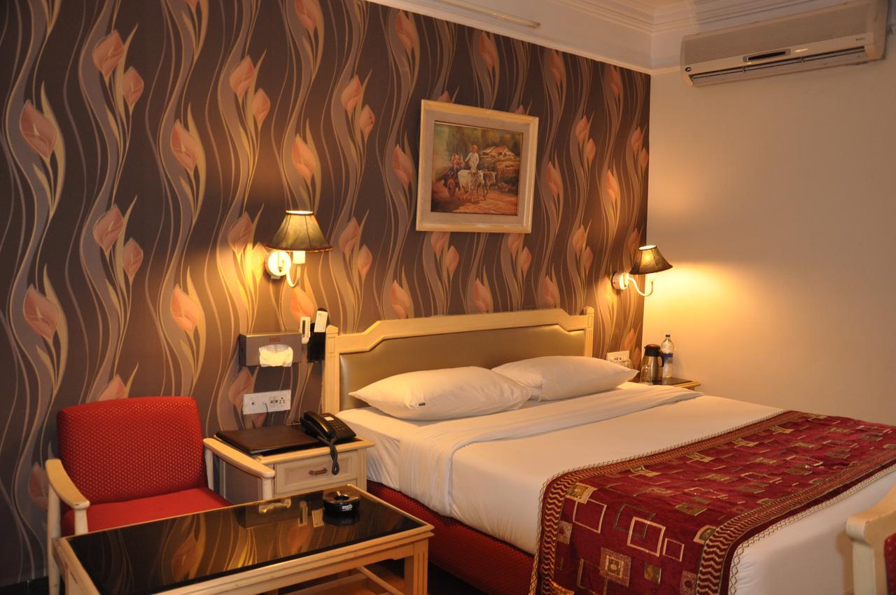 Hotel Sovereign Daman Ngoại thất bức ảnh