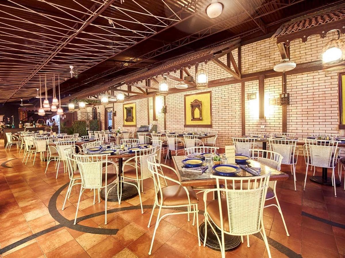 Hotel Sovereign Daman Ngoại thất bức ảnh