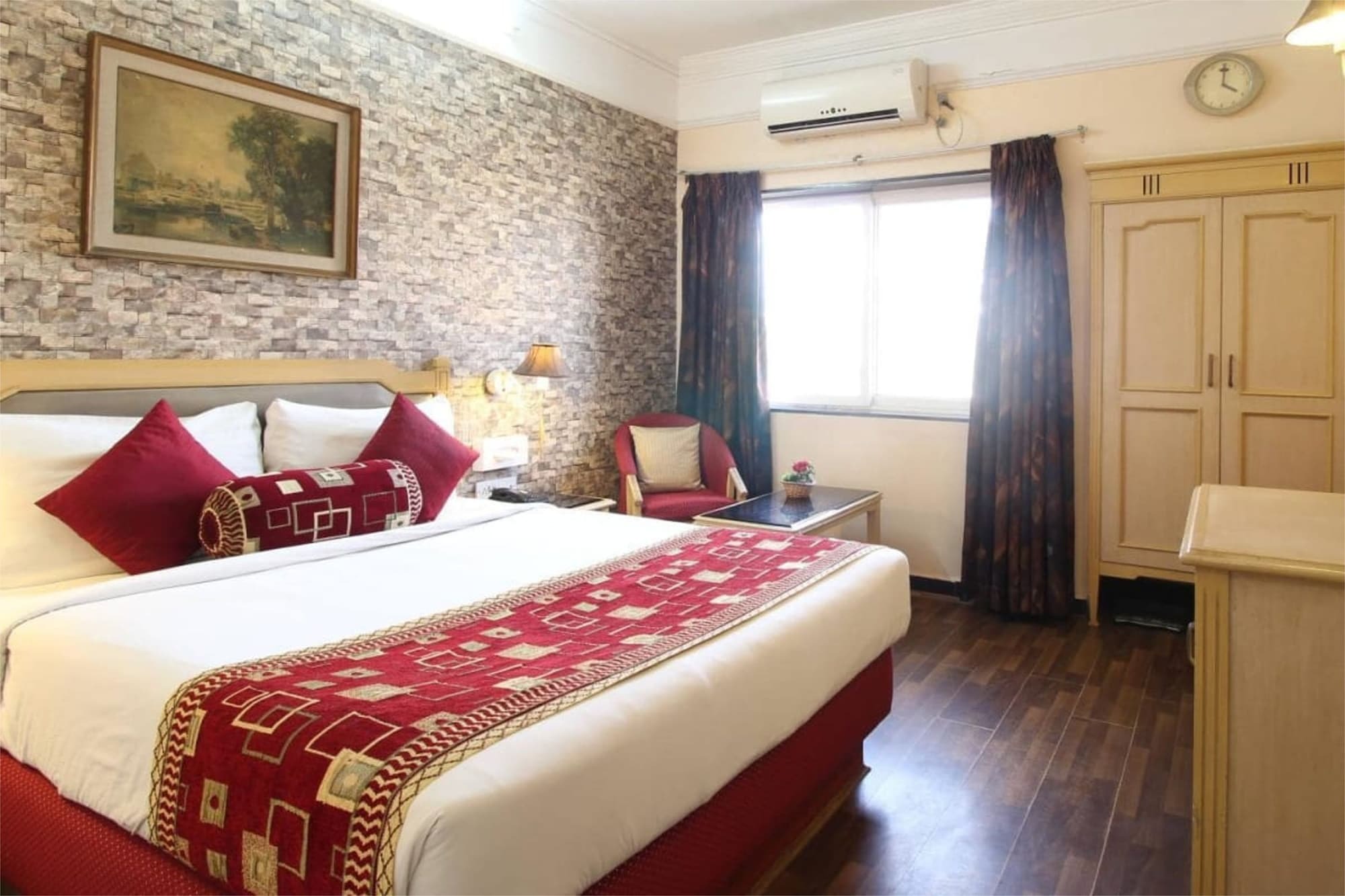 Hotel Sovereign Daman Ngoại thất bức ảnh